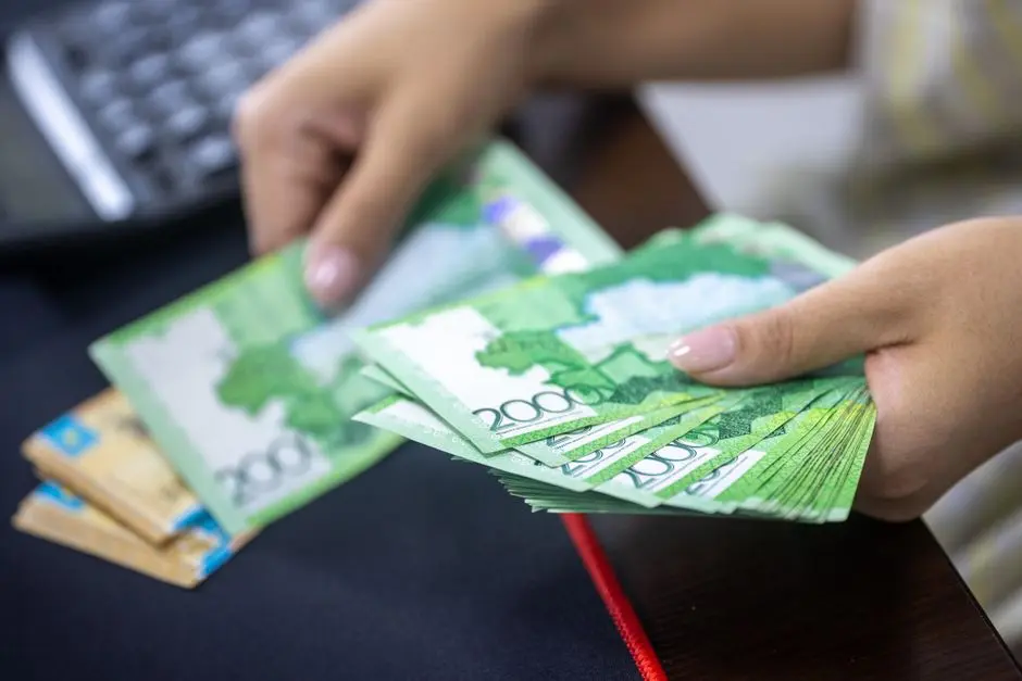 Biaya Hidup Aman: Cara Sederhana Mengatur Uang Bulanan Tanpa Stres